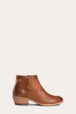 Booties^Frye Carson Piping Bootie