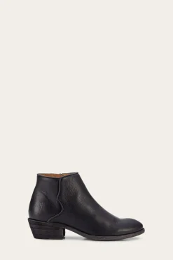 Booties^Frye Carson Piping Bootie