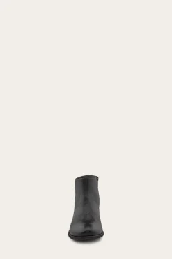 Booties^Frye Carson Piping Bootie