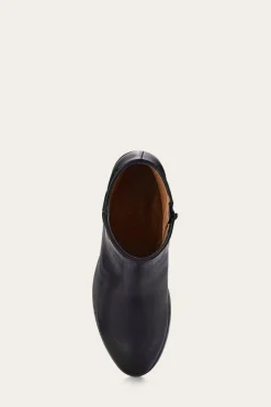 Booties^Frye Carson Piping Bootie