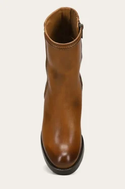 Booties^Frye Jean Short Inside Zip