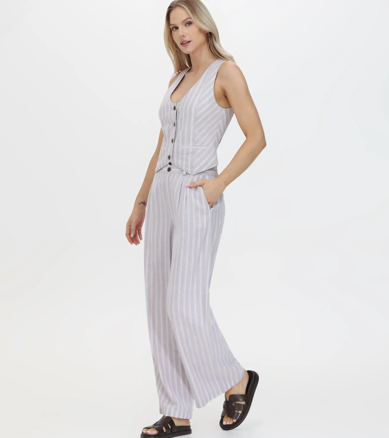 Tops^Frye Linen Striped Button Vest Natural Sand Stripe